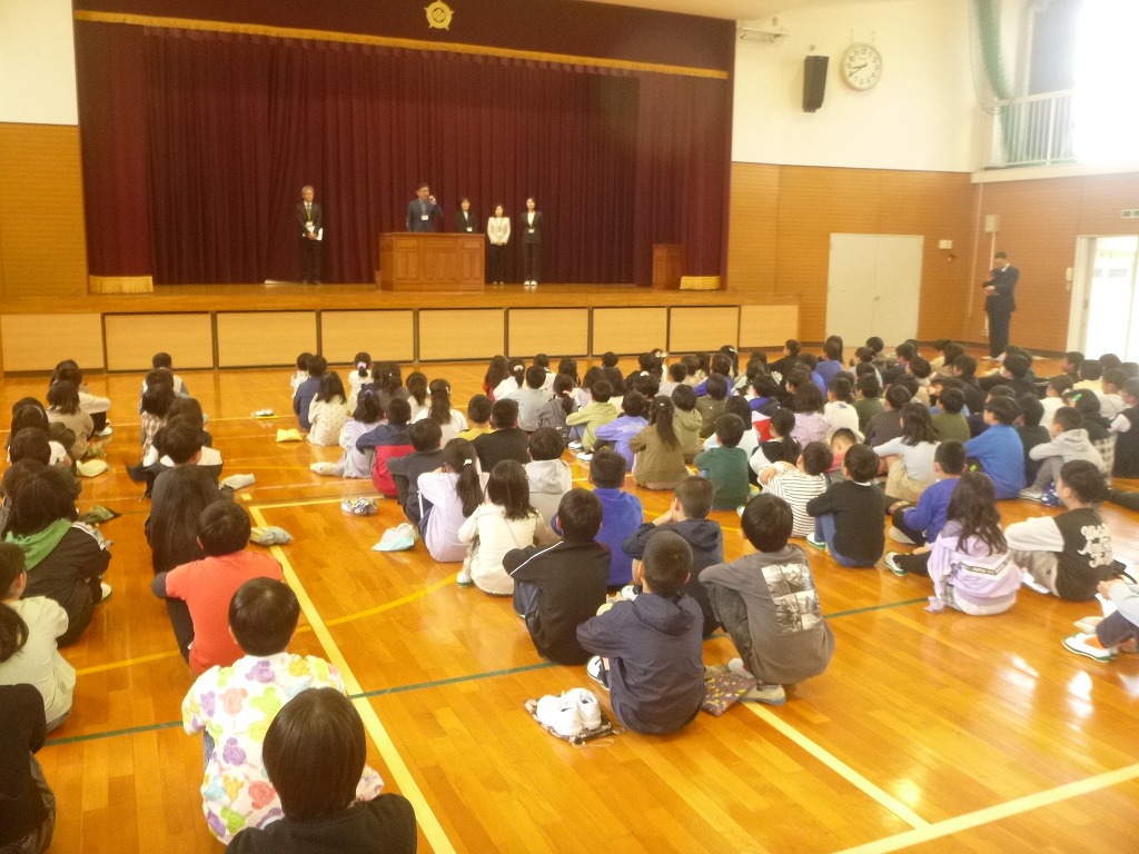 新しい先生方のお話です。