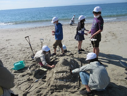 5年生自然学校2日目砂の造形