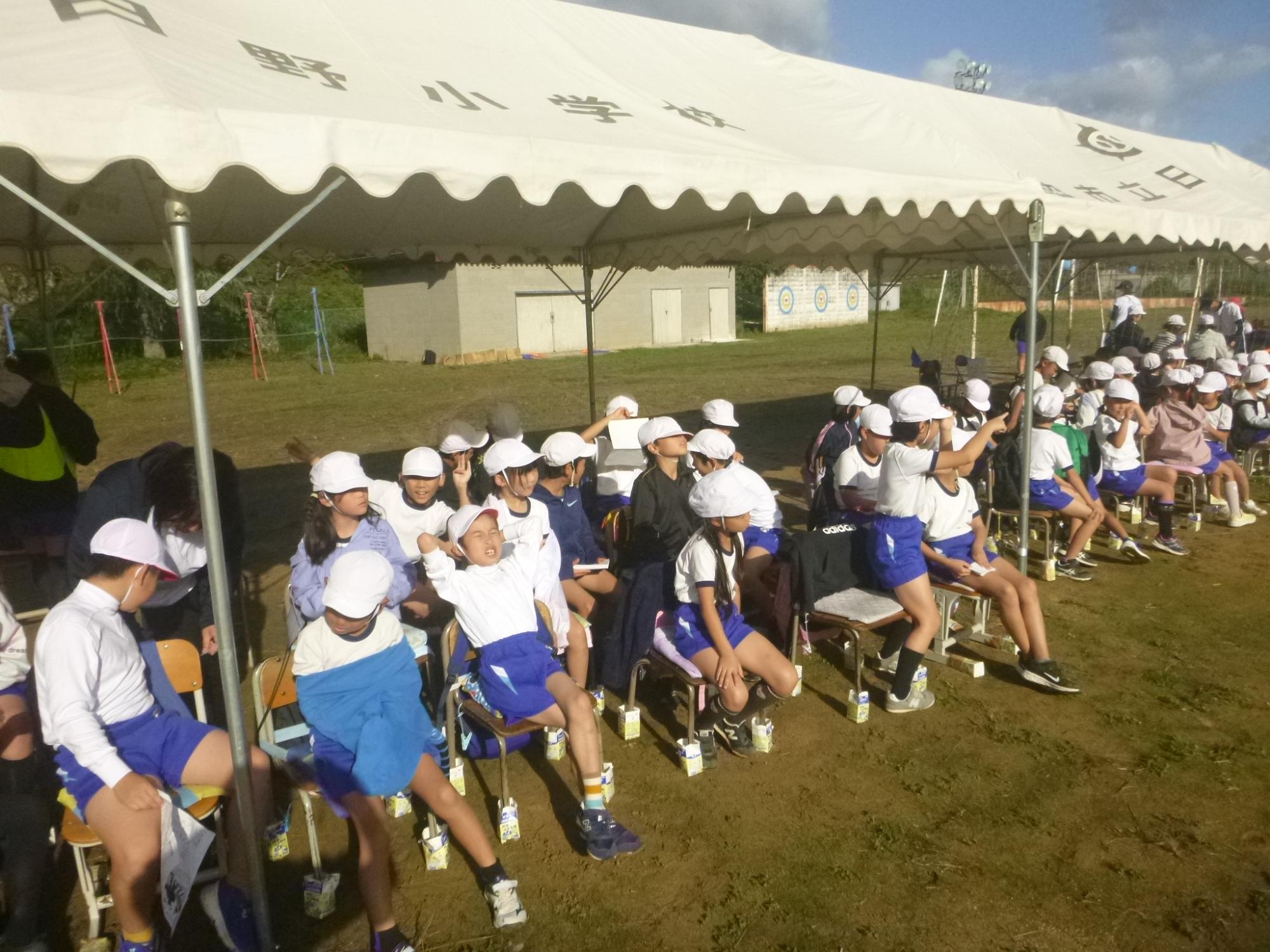 入場前、緊張感はなし。