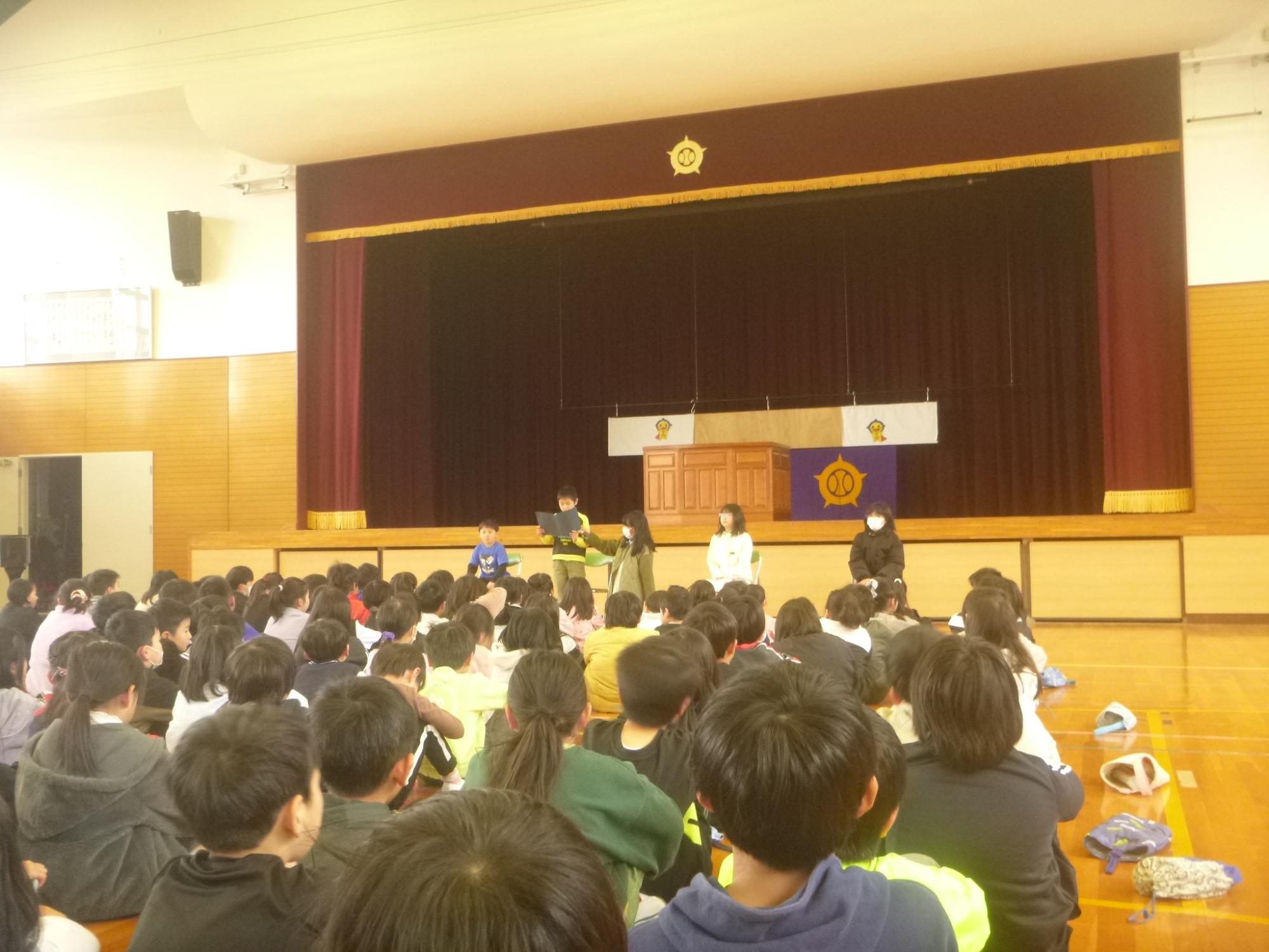 3年生の「修了証書授与」です