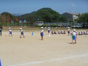 体育でのリレー練習