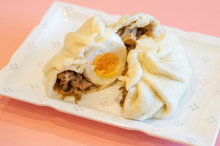 たまごまるごとすき焼きまん