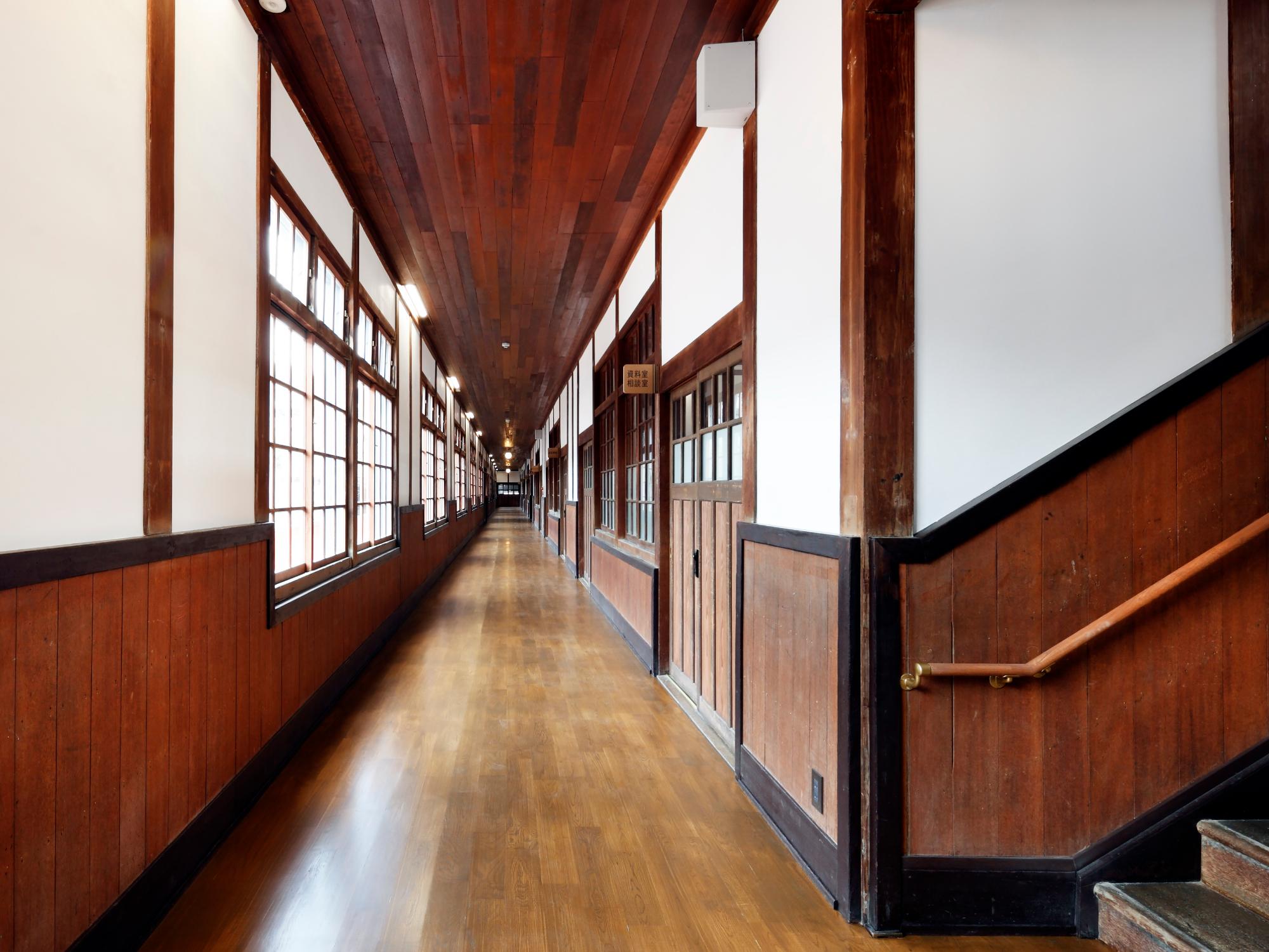 西脇小学校校舎1