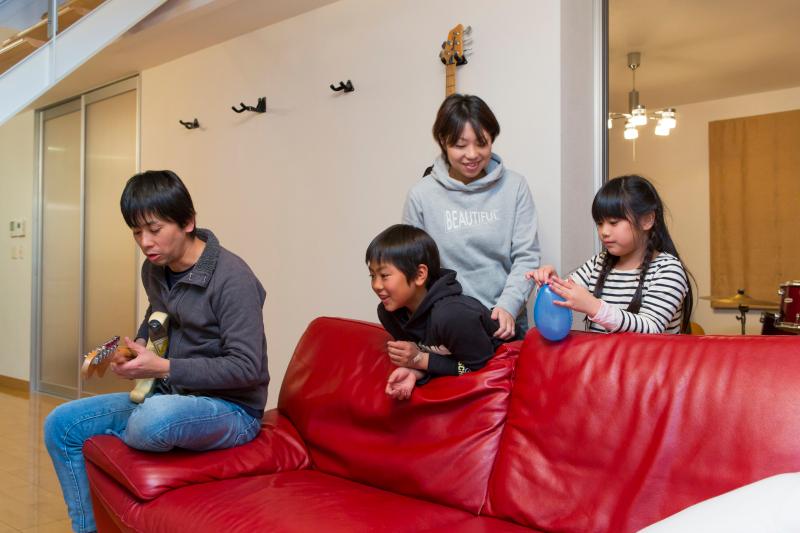 伊藤家の団らん風景