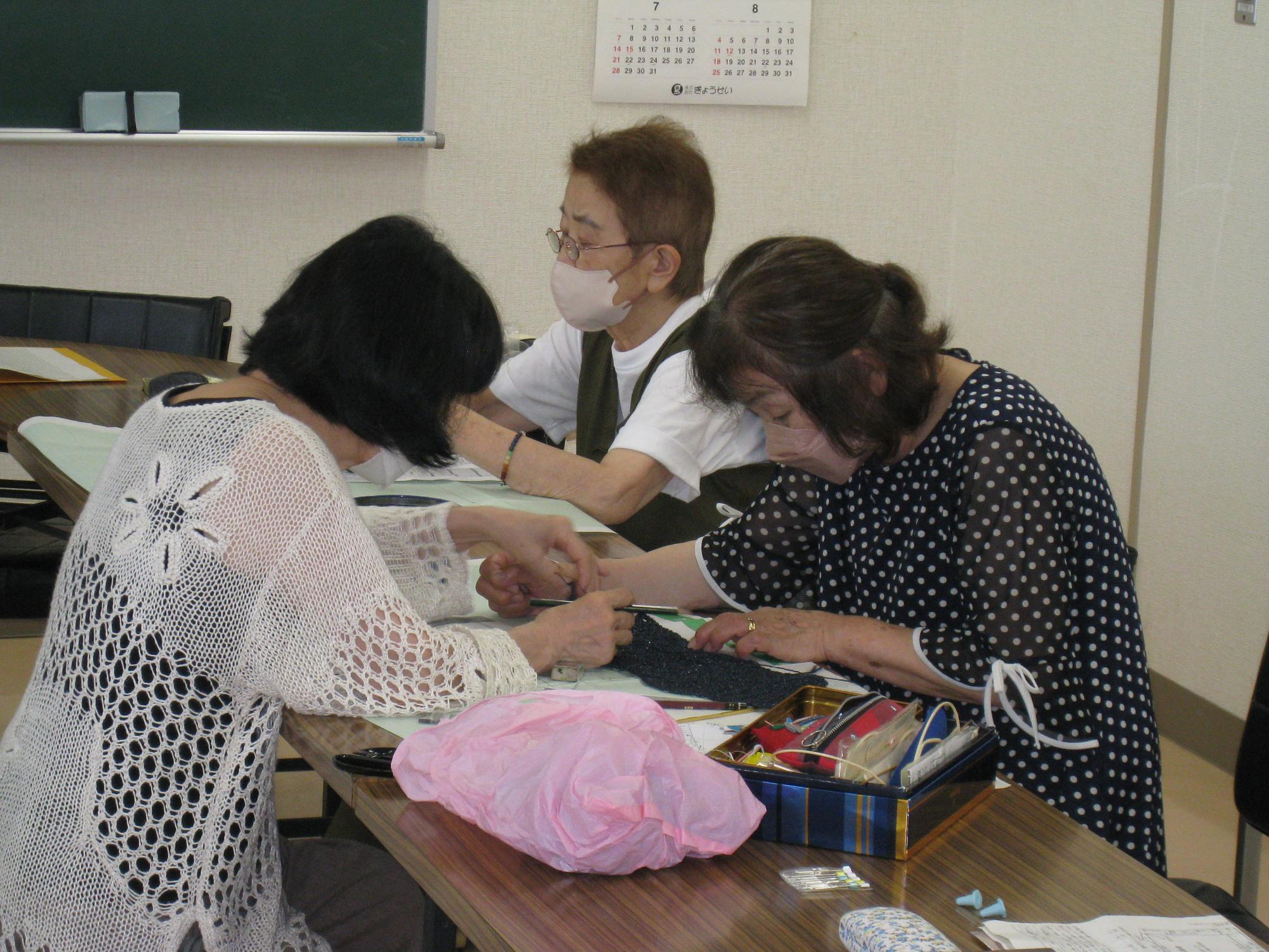 編物教室Bの様子