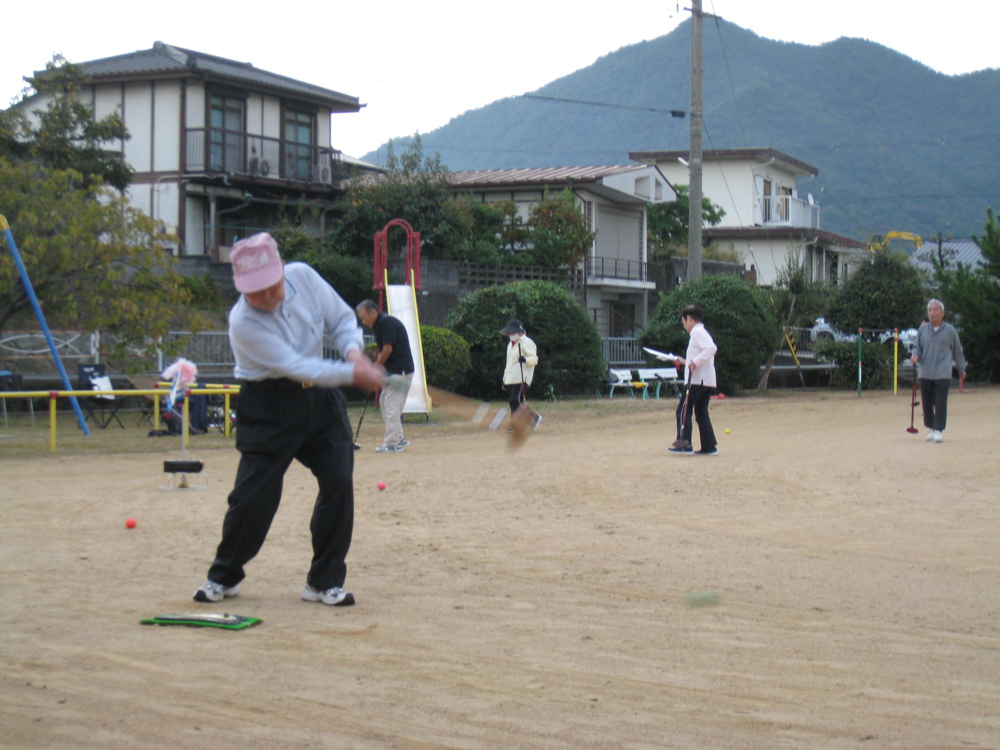 交流グラウンドゴルフ大会の様子