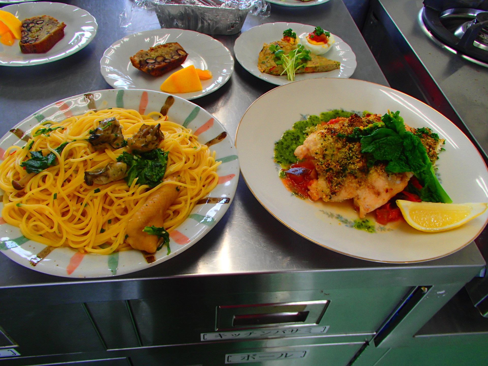 R6年1月メニュー牡蠣と水菜のスパゲティほか