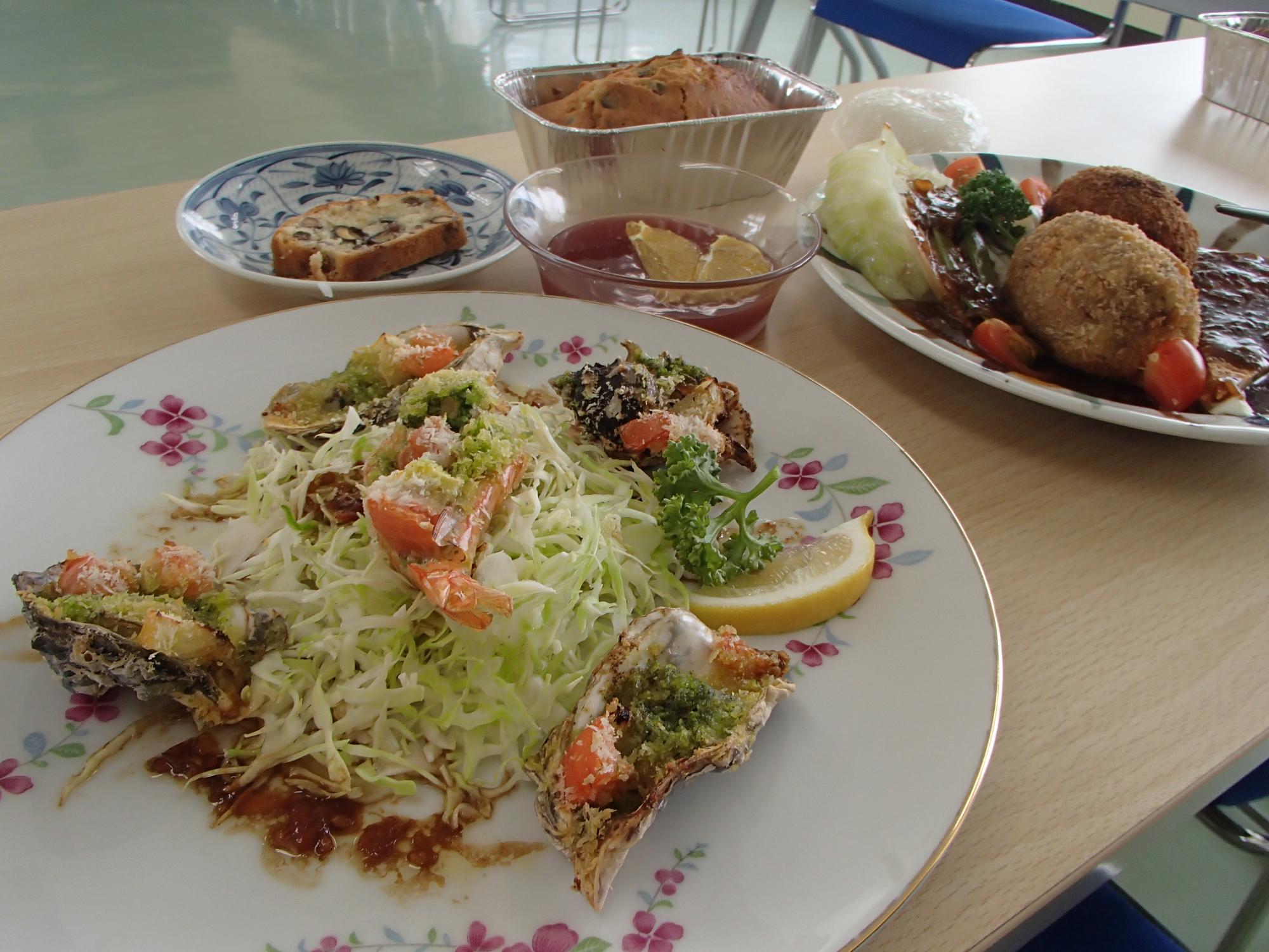 貝類のブルゴーニュ風ほか