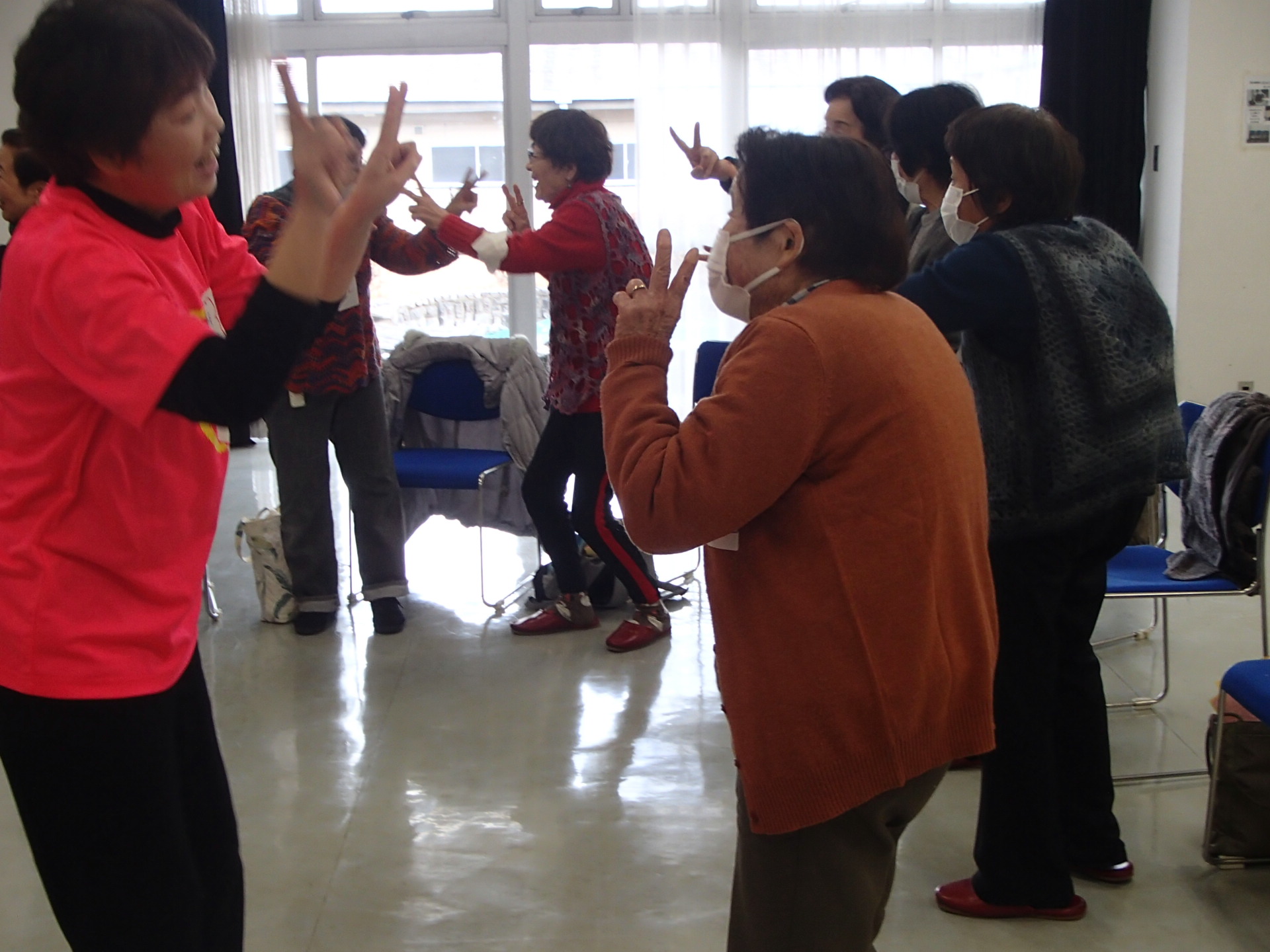 挨拶ヨガ、ピース