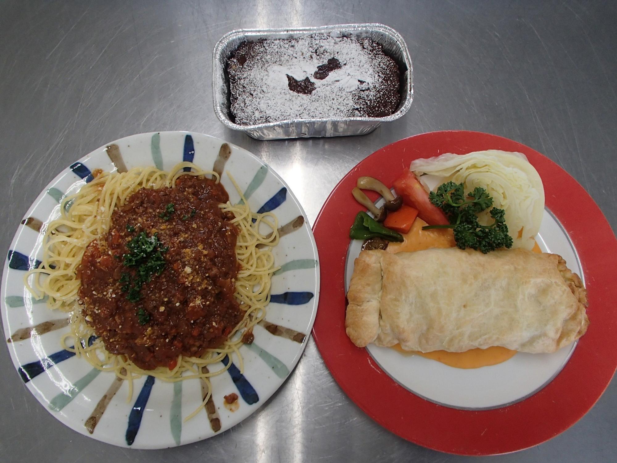 料理教室・ボロネーゼ・エビとイカムースのパイ包み