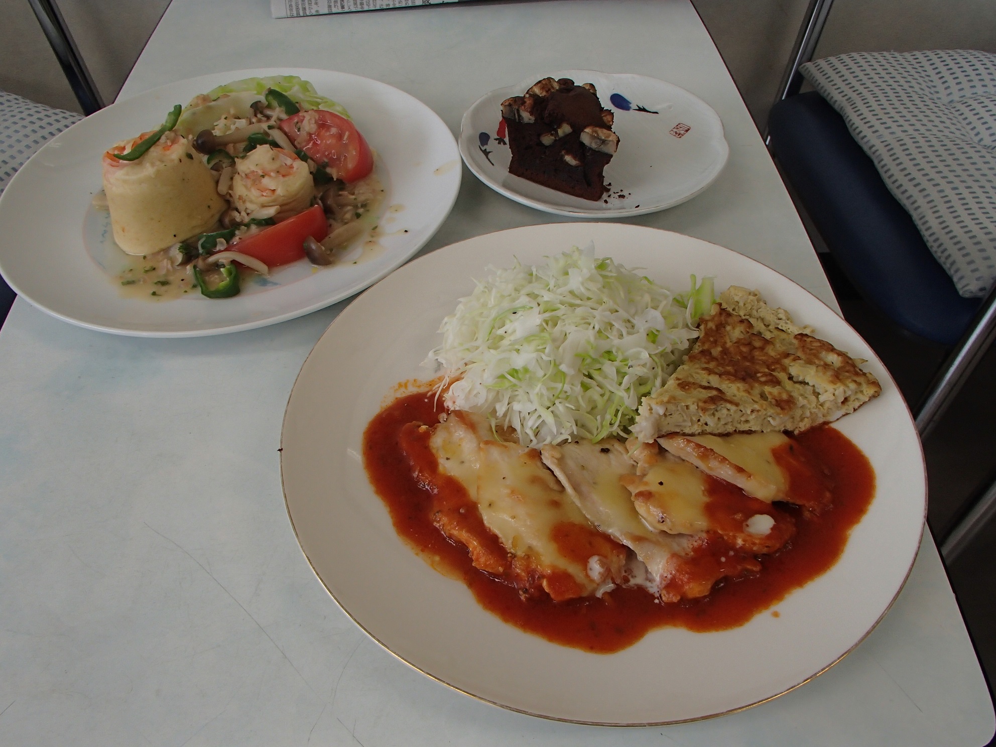 5月エビ入りキノコムース他