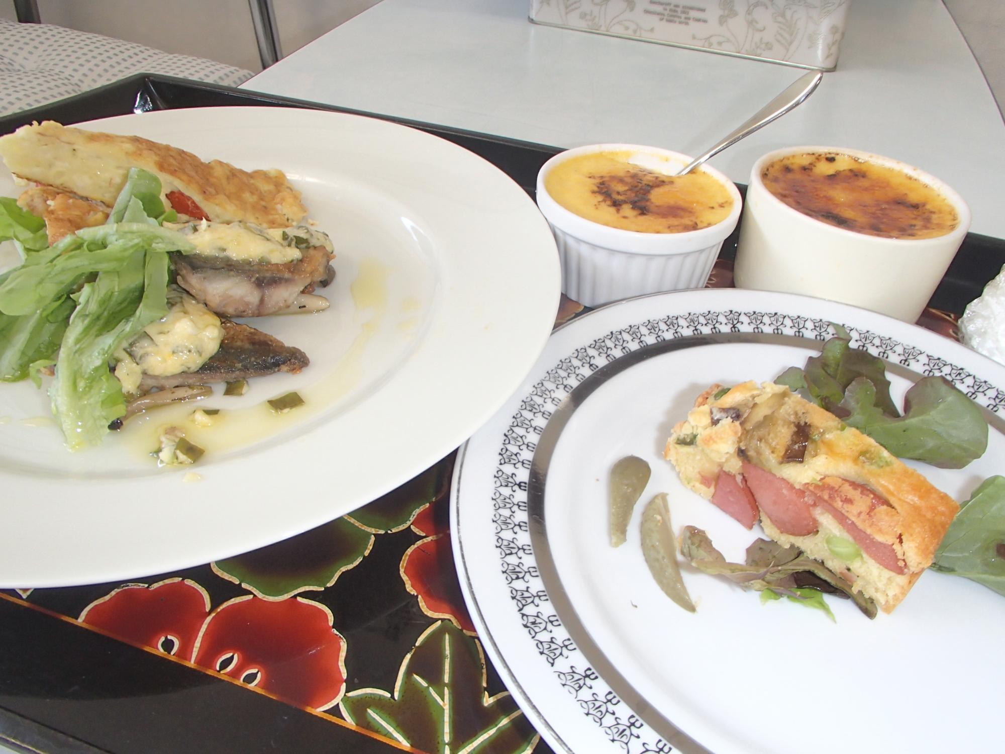 R5年7月夏野菜とソーセージのケークサレほか