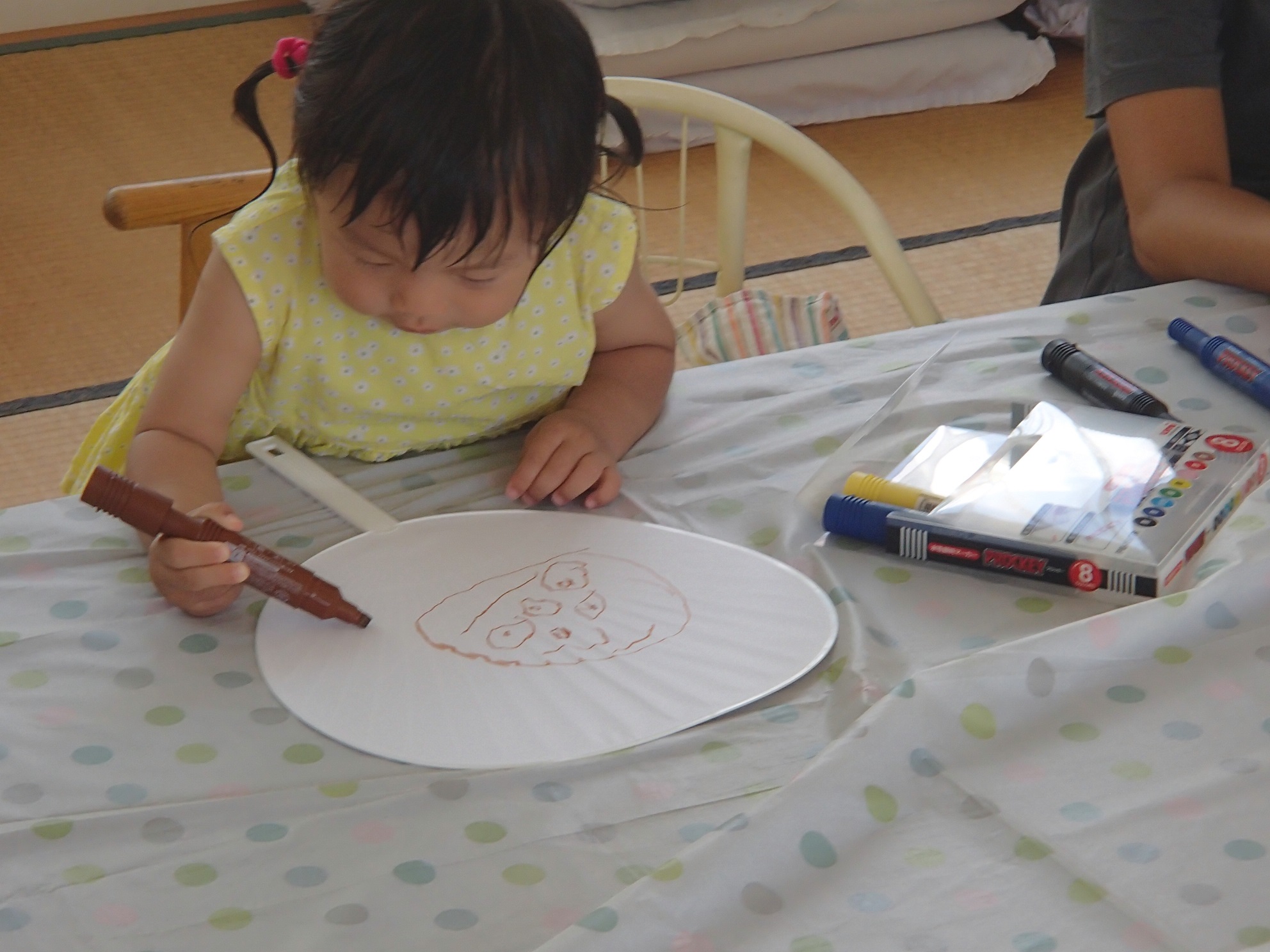 団扇にお絵かき