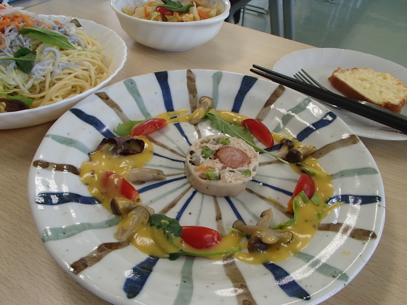 鶏もも肉のパロティーヌ