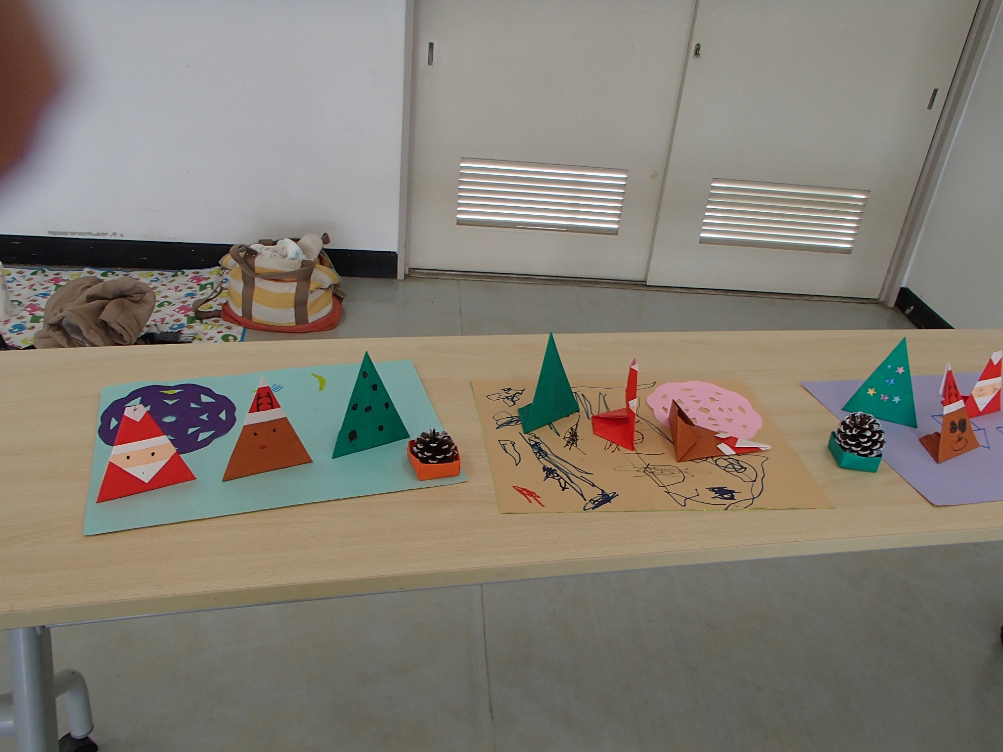 クリスマスサンタの置物