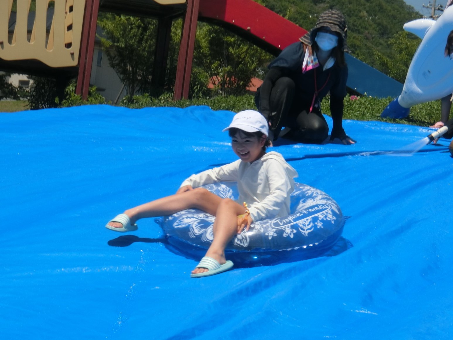 ウォータースライダー