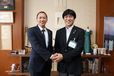 西村日向くんと片山市長