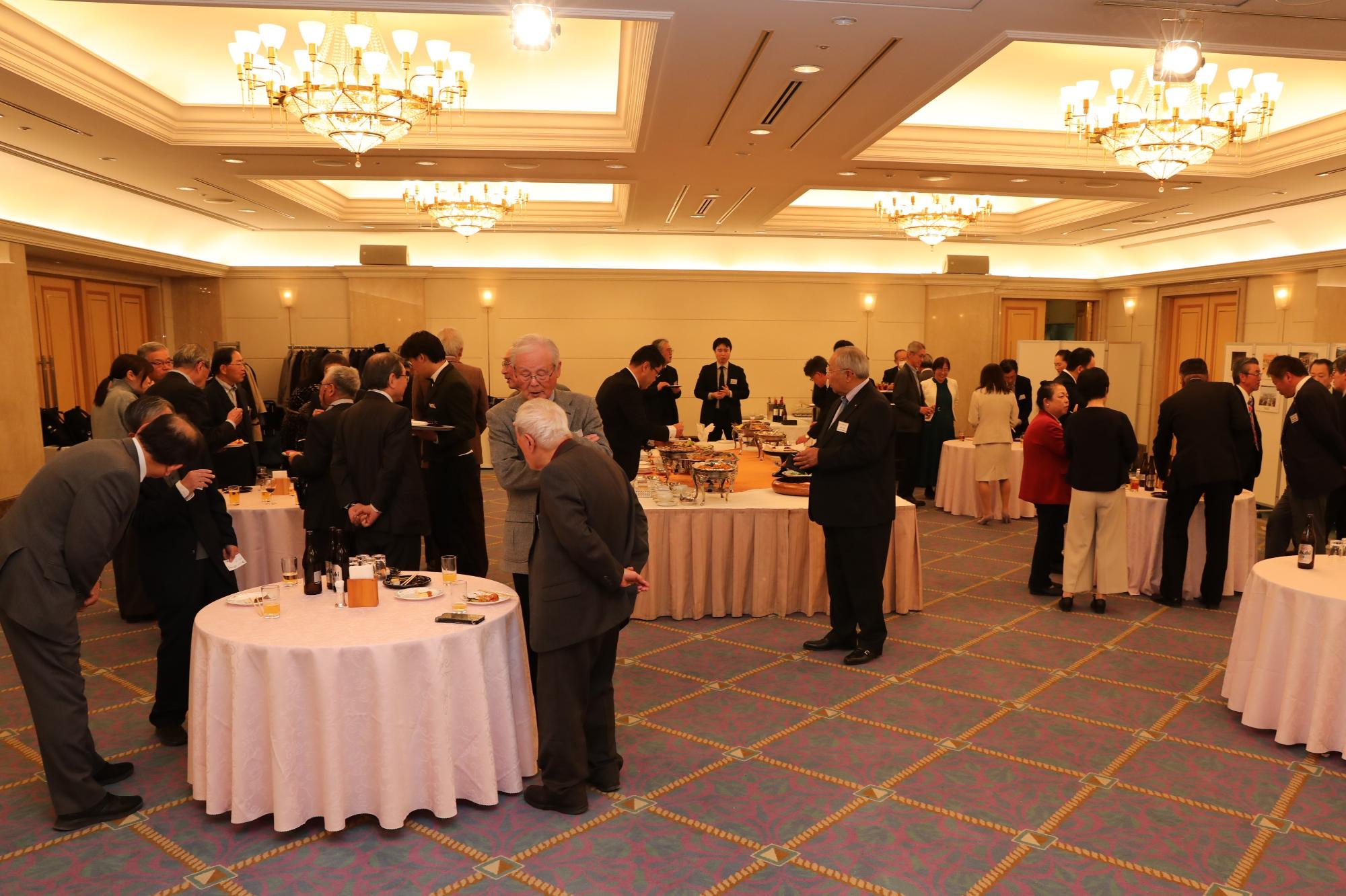 東京西脇多可の会懇親会