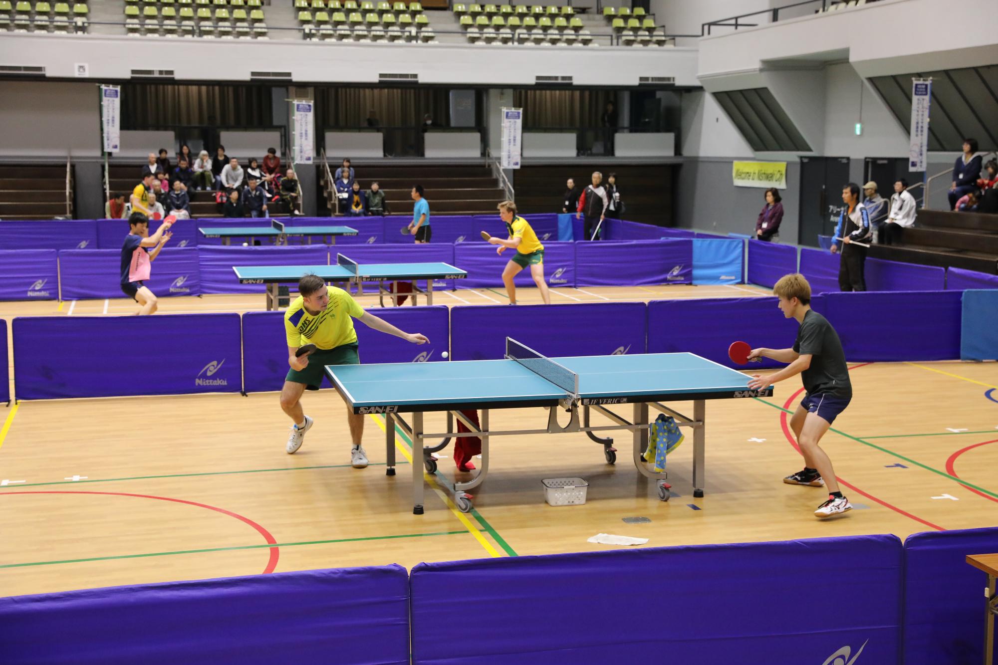 オーストラリア卓球選手の公開練習の様子