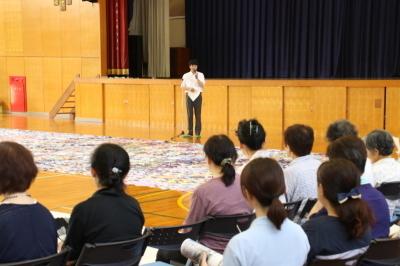 28年8月4日北高緞帳づくり1