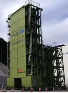 ロケットの組み立てと打ち上げに貢献した足場