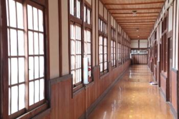 西脇小学校木造校舎