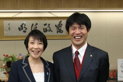 高市総務大臣と
