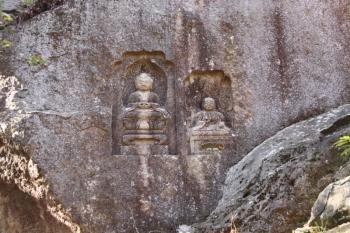 四国八十八箇所道中の磨崖仏