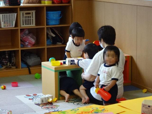 1歳児遊びの様子