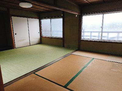 居間