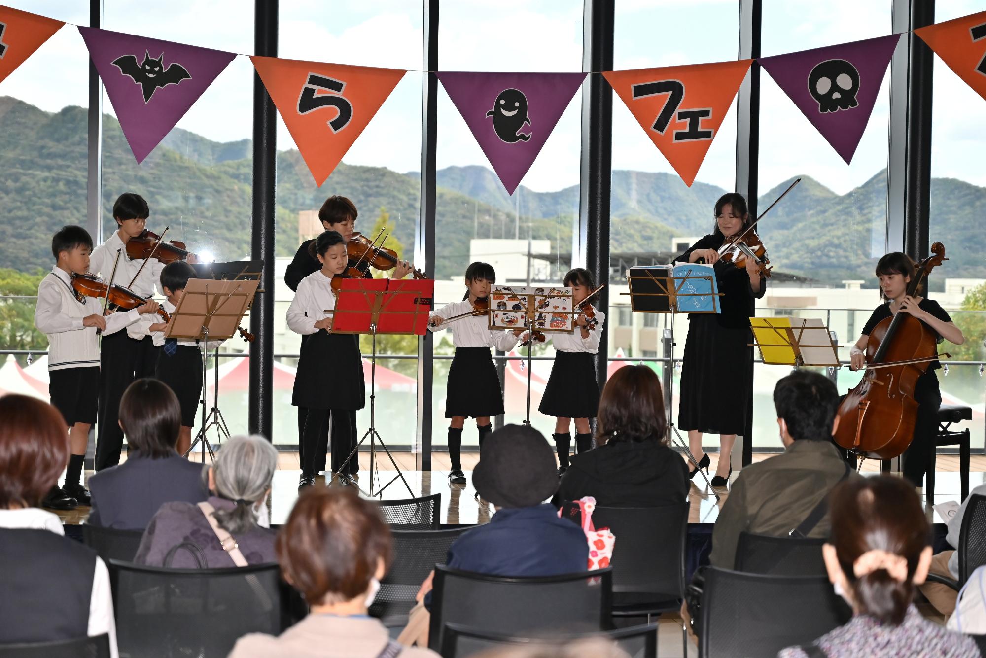 アピカジュニアストリングス