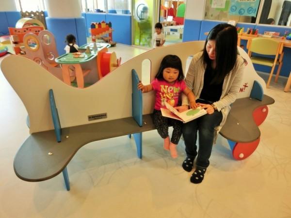 飛行機ベンチの画像