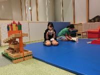 こどもプラザで読書