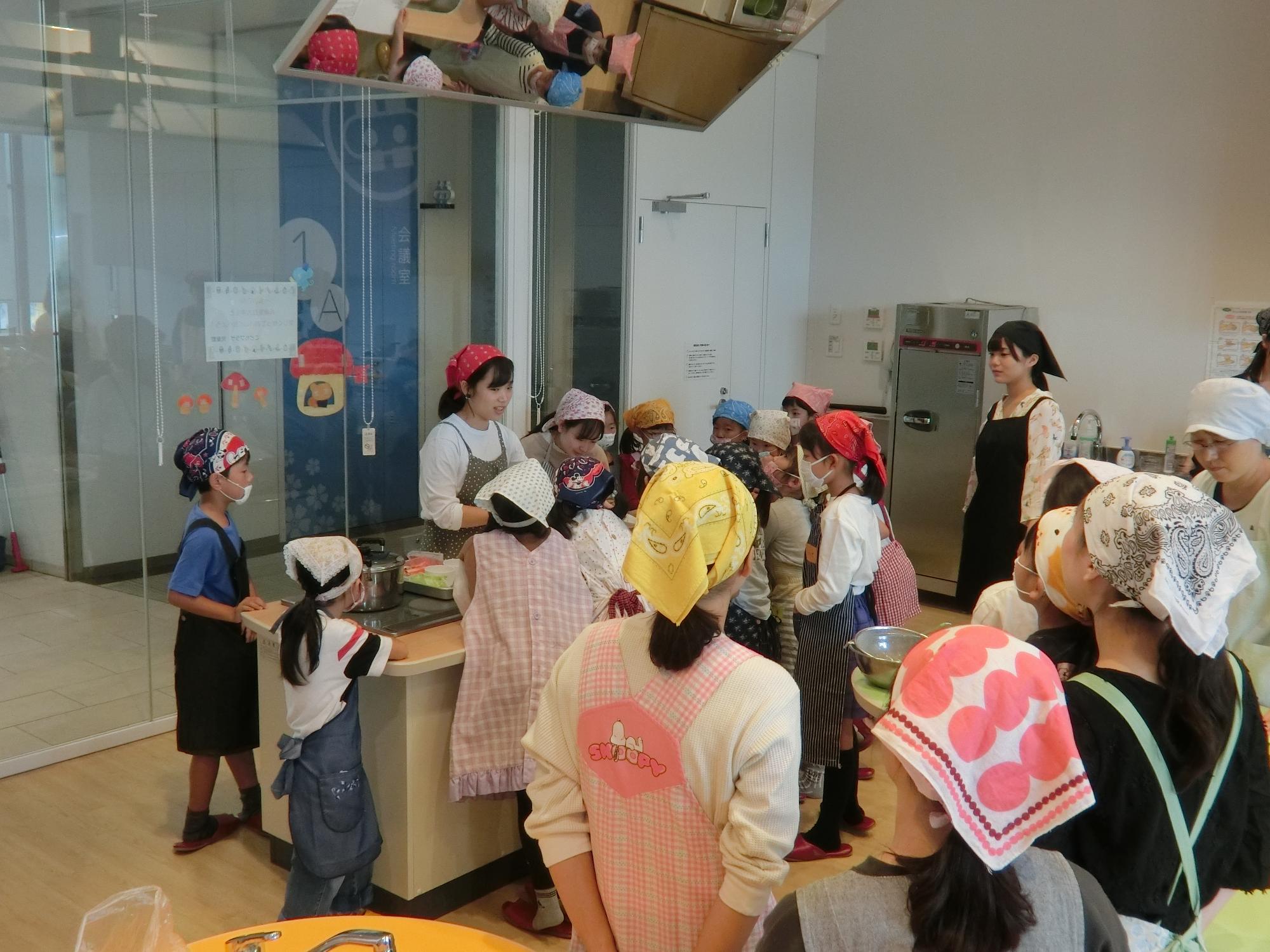 10月クッキングの様子