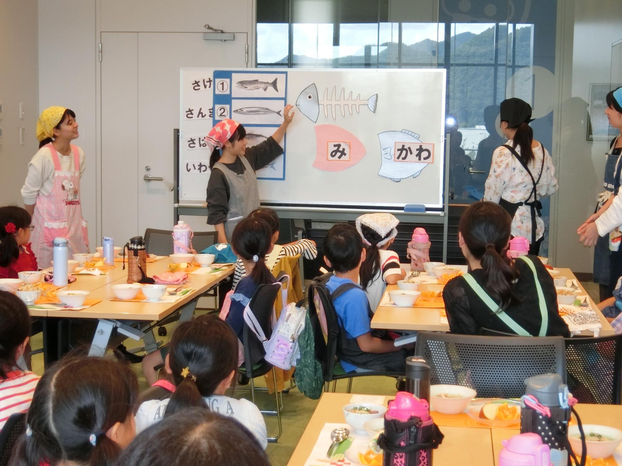 10月クッキングの様子