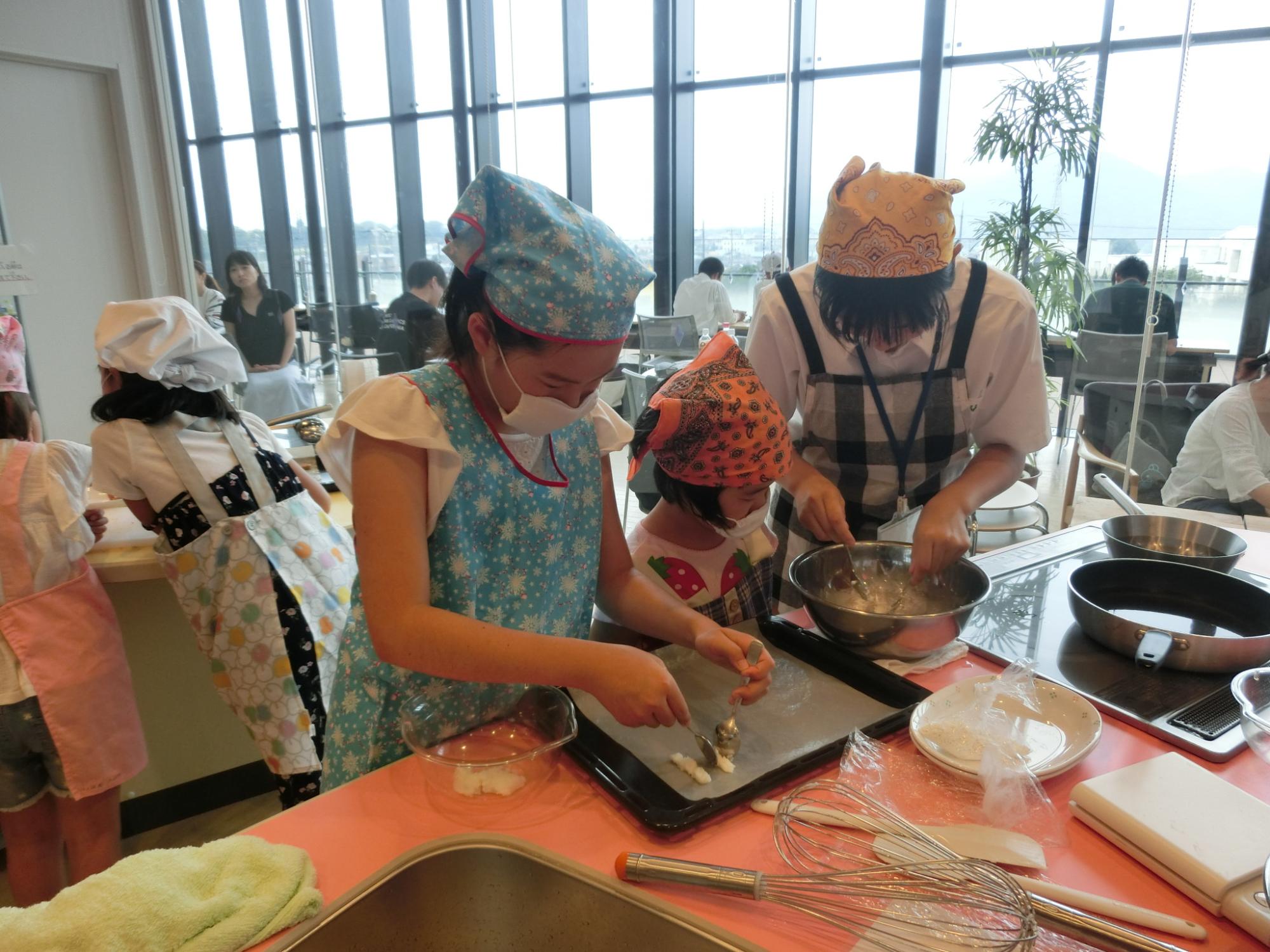 7月クッキングの様子