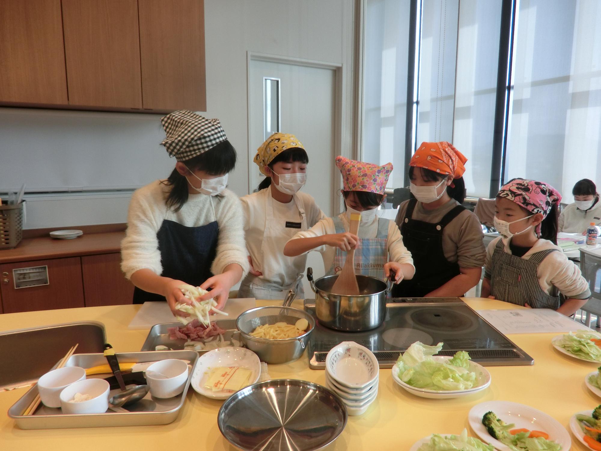 1月クッキングの様子