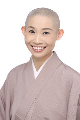 講師写真「つゆのまるこ」