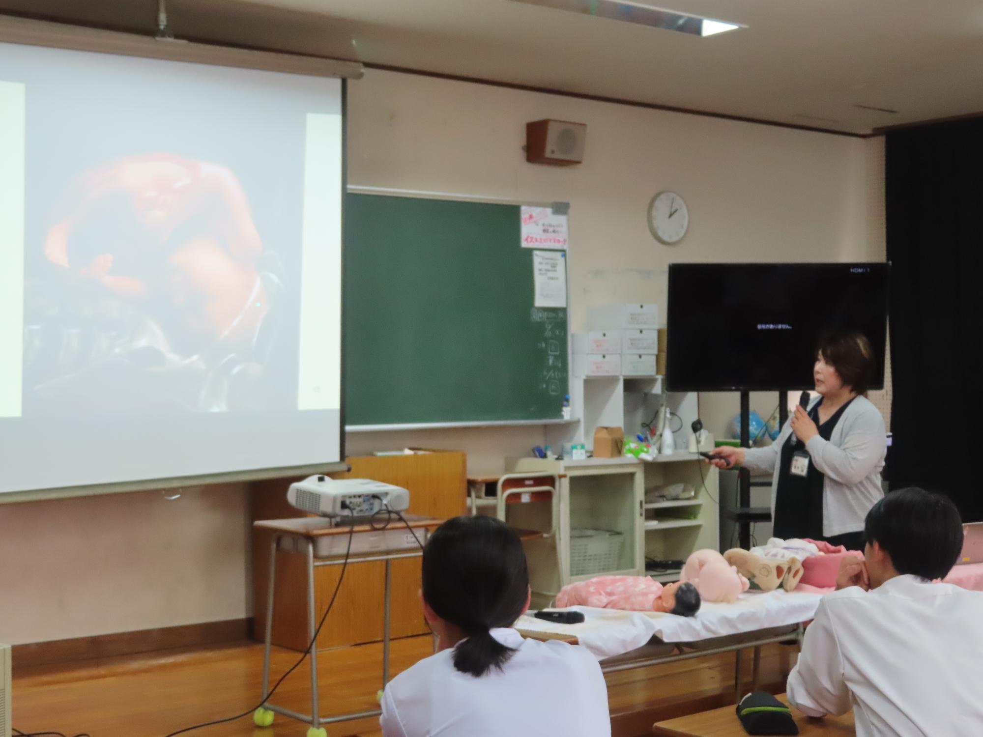 繋がるいのちの事業の様子